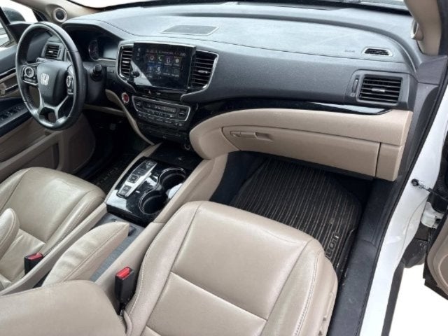 2022 Honda Pilot Touring 7-Passenger