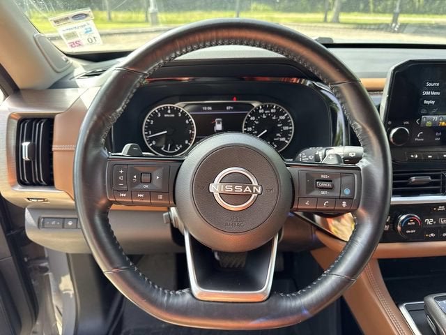 2022 Nissan Pathfinder Platinum