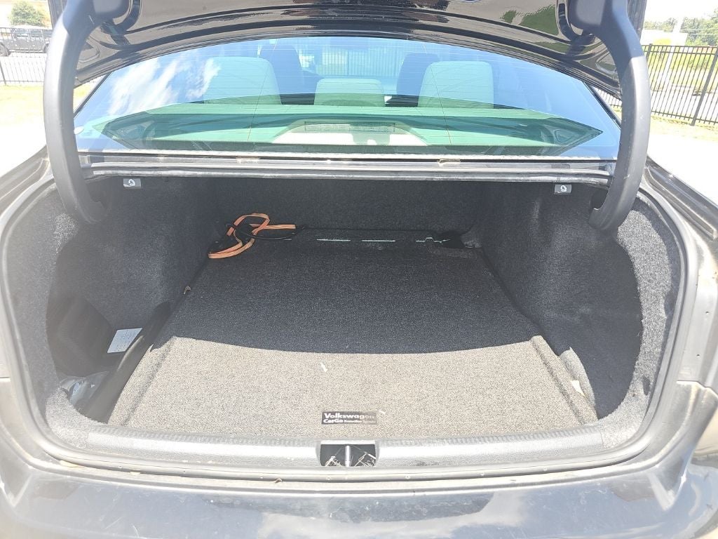 2013 Volkswagen Passat 2.5 SE