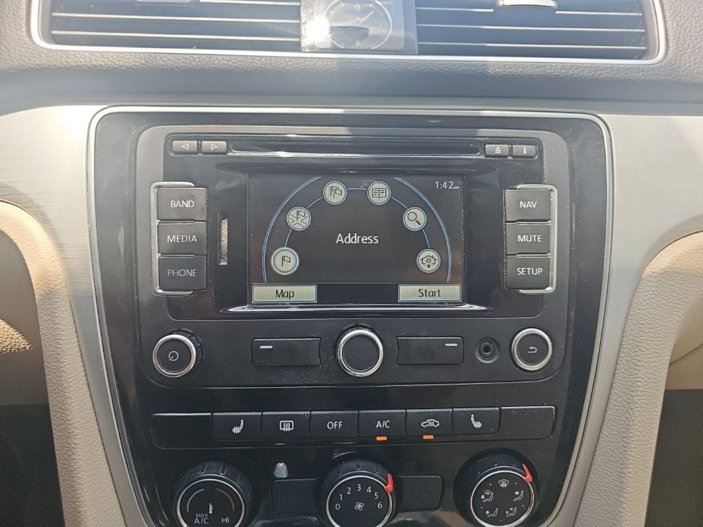 2013 Volkswagen Passat 2.5 SE