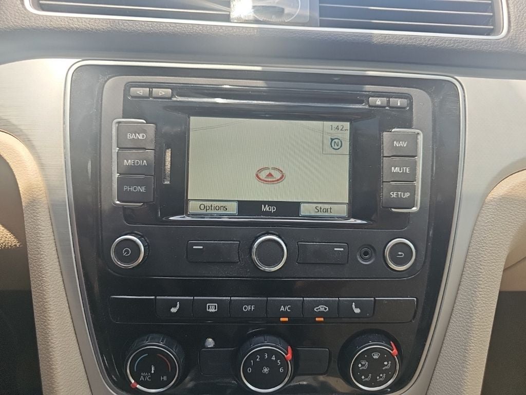 2013 Volkswagen Passat 2.5 SE