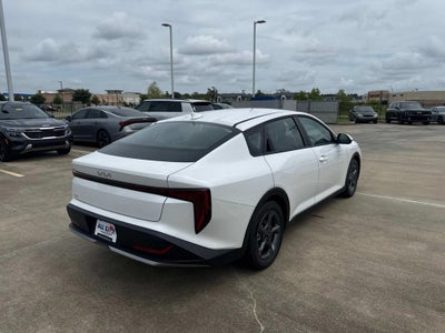 2026 Kia K4 LXS