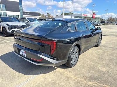 2026 Kia K4 LX