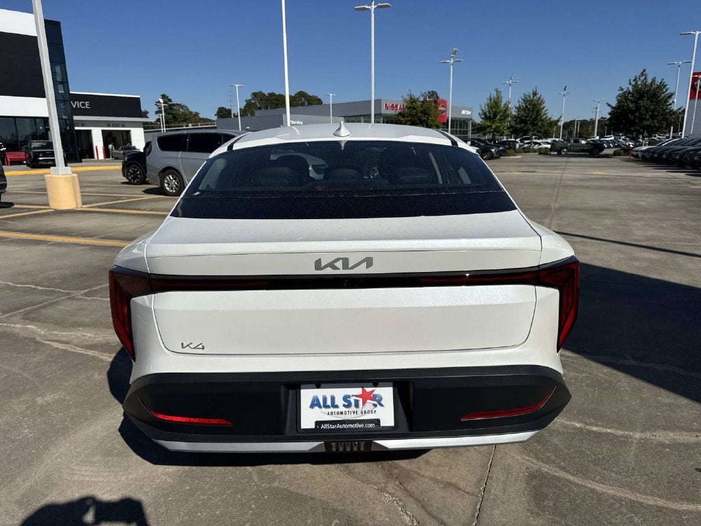 2026 Kia K4 EX