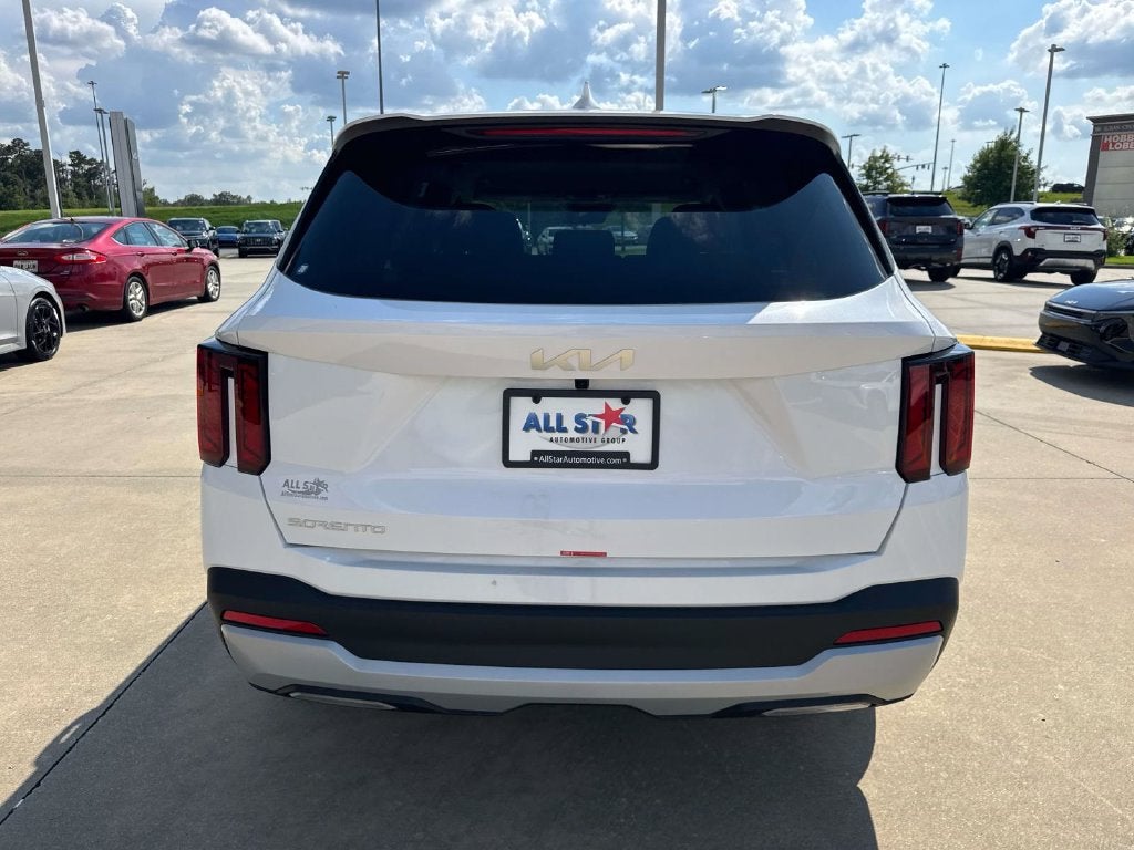2026 Kia Sorento LX
