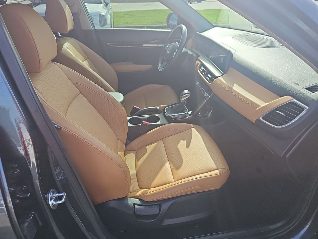 2025 Kia Seltos EX