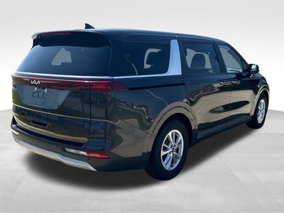 2024 Kia Carnival LX