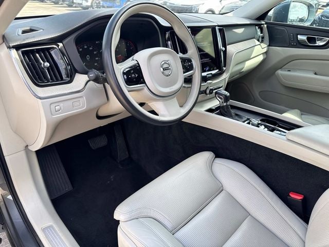 2021 Volvo XC60 T6 Inscription