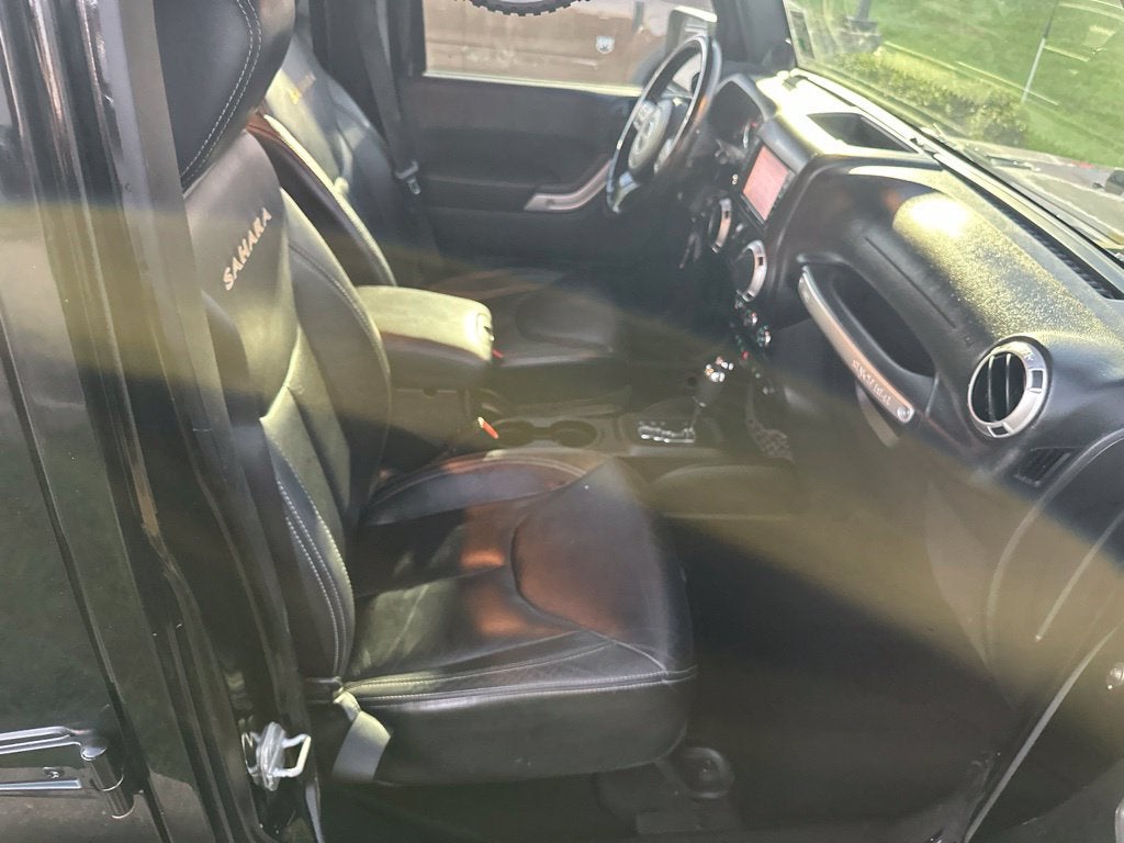 2013 Jeep Wrangler Unlimited Sahara