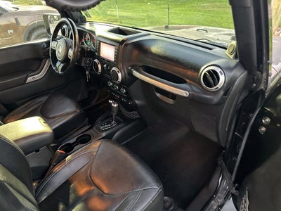 2013 Jeep Wrangler Unlimited Sahara