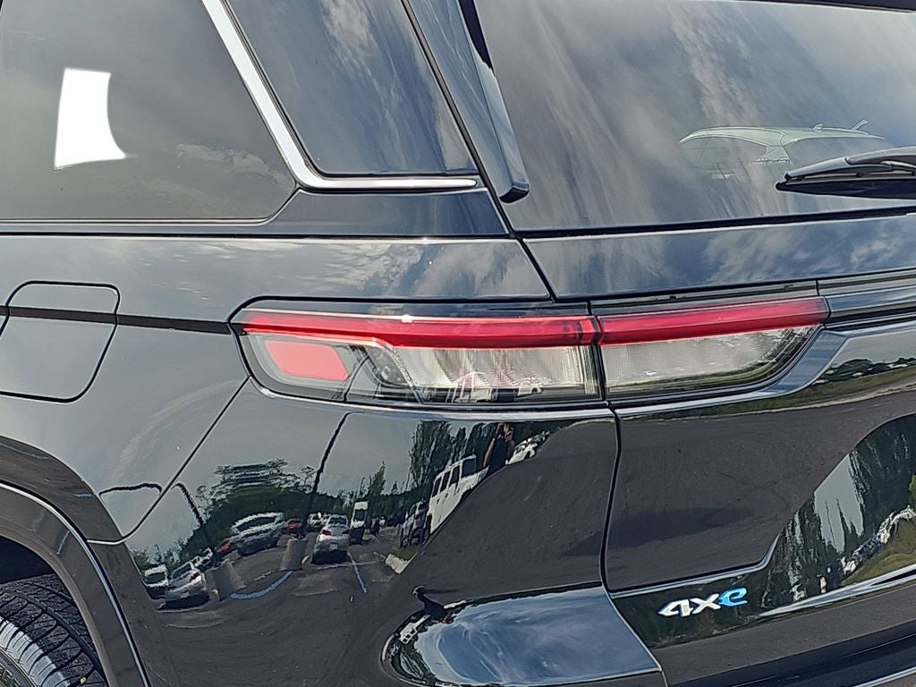 2022 Jeep Grand Cherokee Summit 4xe
