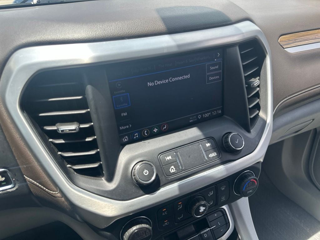 2022 GMC Acadia SLE
