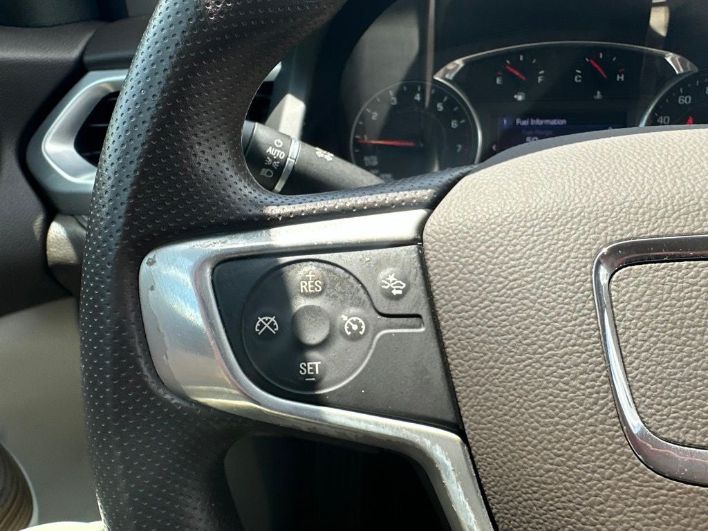 2022 GMC Acadia SLE