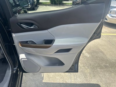 2022 GMC Acadia SLE
