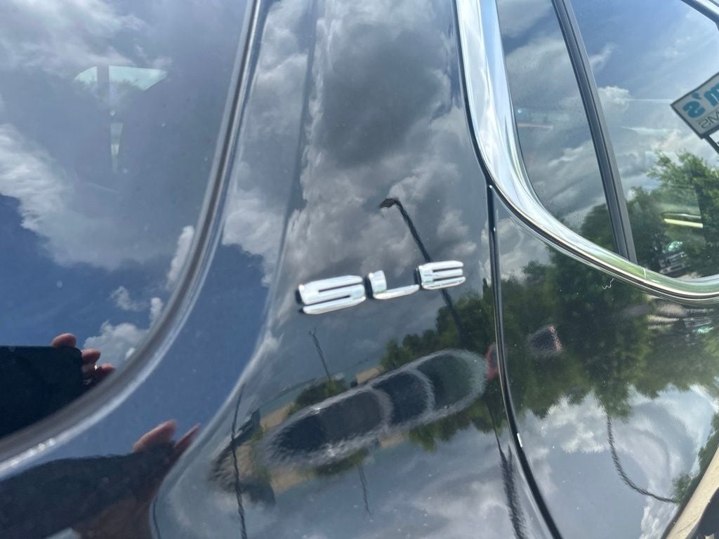 2022 GMC Acadia SLE