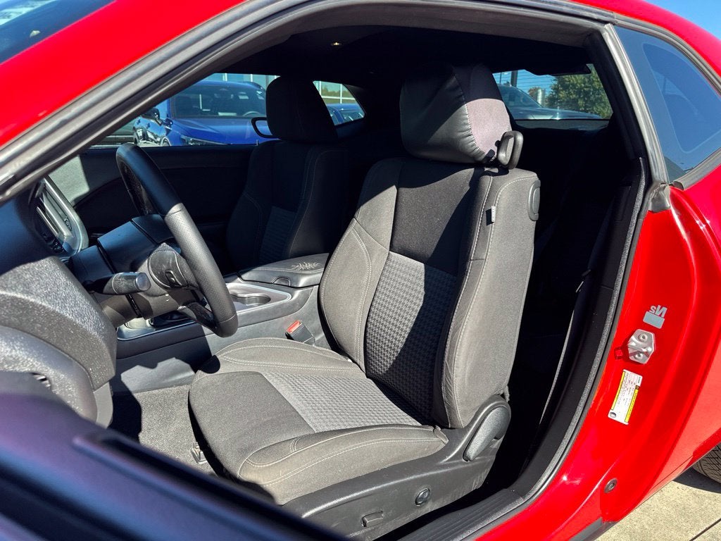 2021 Dodge Challenger SXT