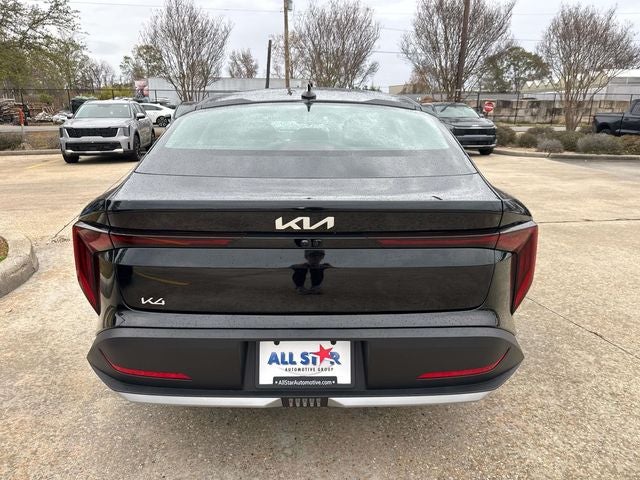 2026 Kia K4 LXS