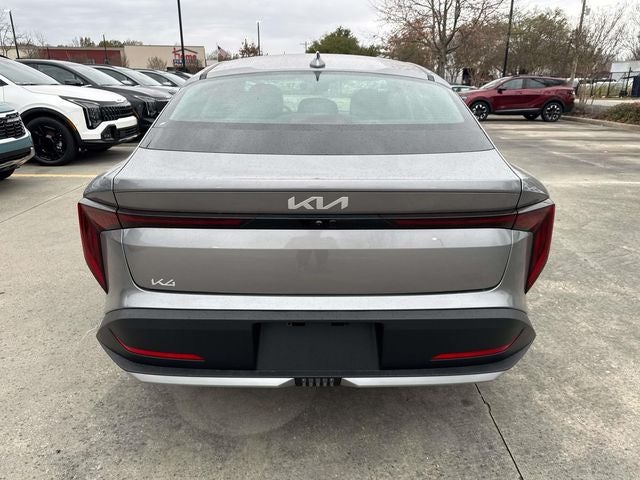 2026 Kia K4 LXS