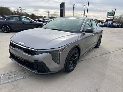 2025 Kia K4 GT-Line Turbo