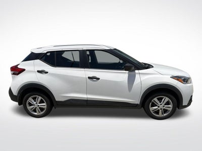 2018 Nissan Kicks S