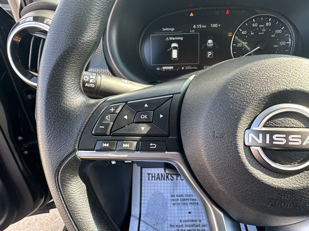 2023 Nissan Kicks SV