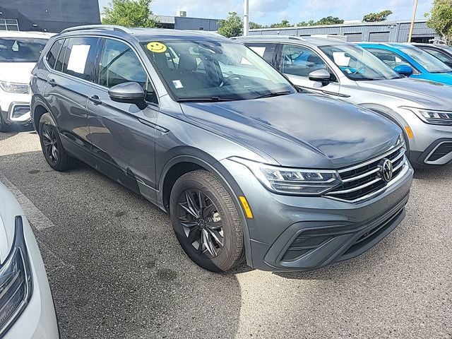 2023 Volkswagen Tiguan 2.0T SE's photo