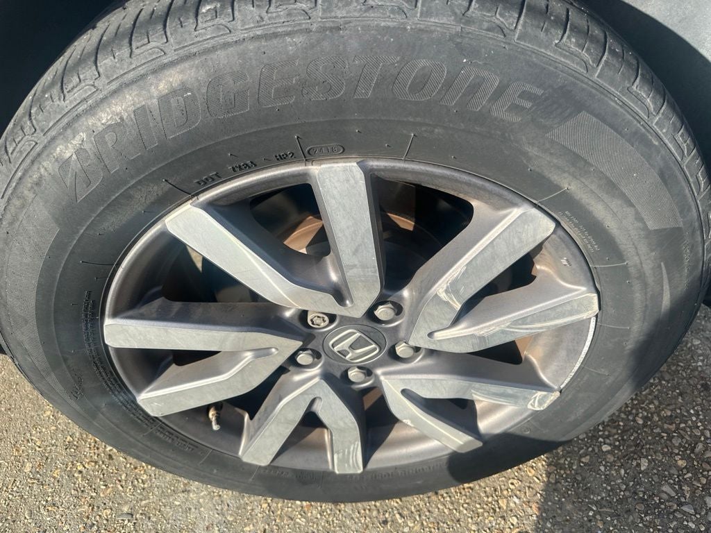 2019 Honda Pilot EX-L w/Navigation and Rear Entertainment System