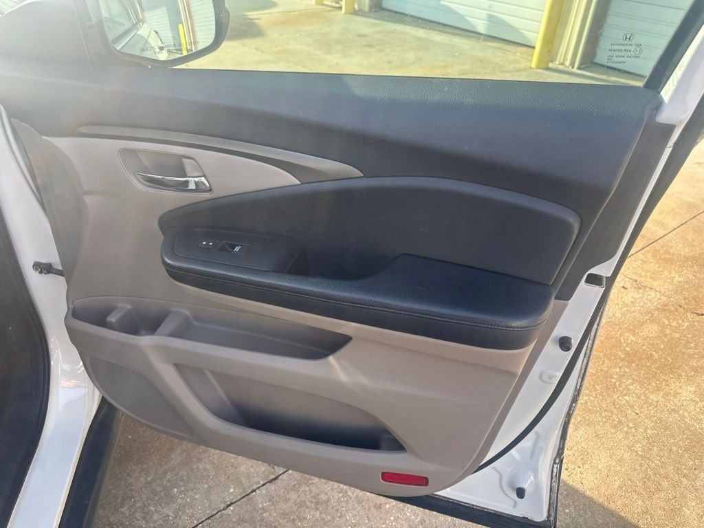 2019 Honda Pilot EX-L w/Navigation and Rear Entertainment System