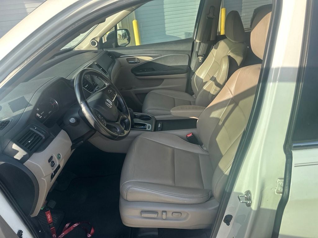 2019 Honda Pilot EX-L w/Navigation and Rear Entertainment System
