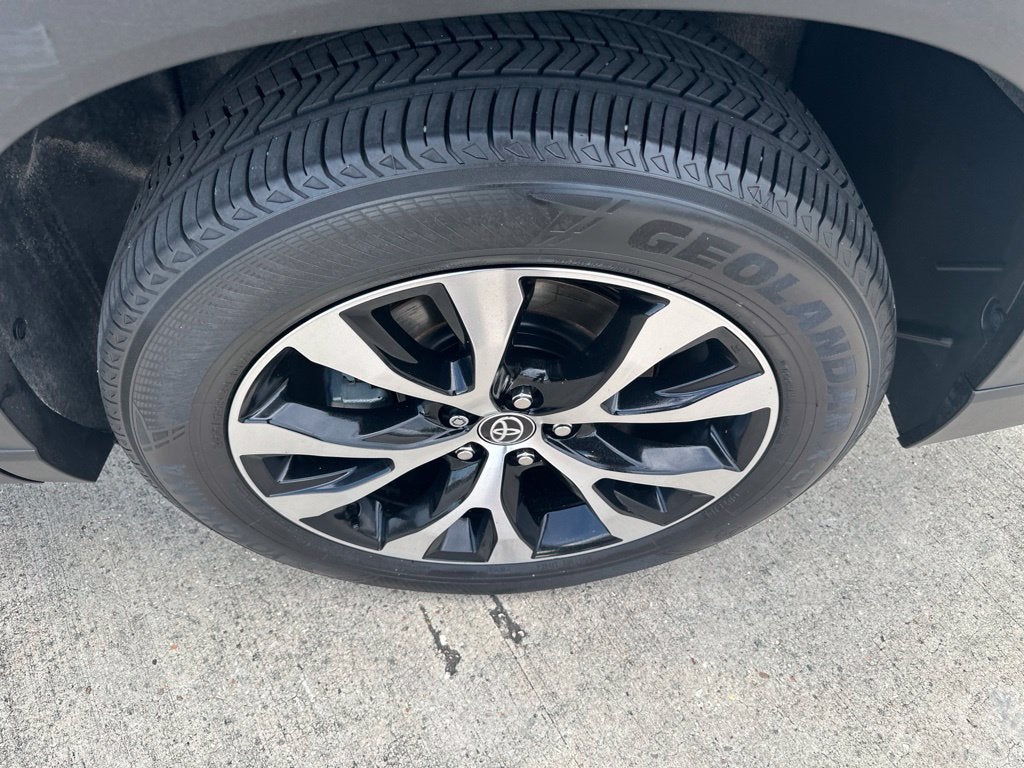 2024 Toyota Grand Highlander Hybrid MAX Limited