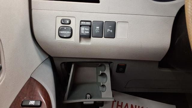 2011 Toyota Sienna Base