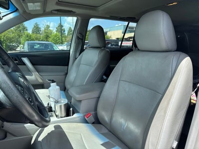 2013 Toyota Highlander Base Plus V6