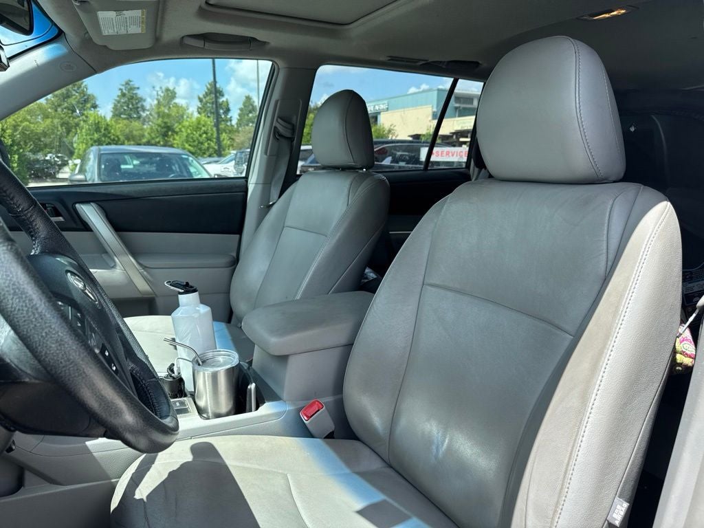 2013 Toyota Highlander Base Plus V6
