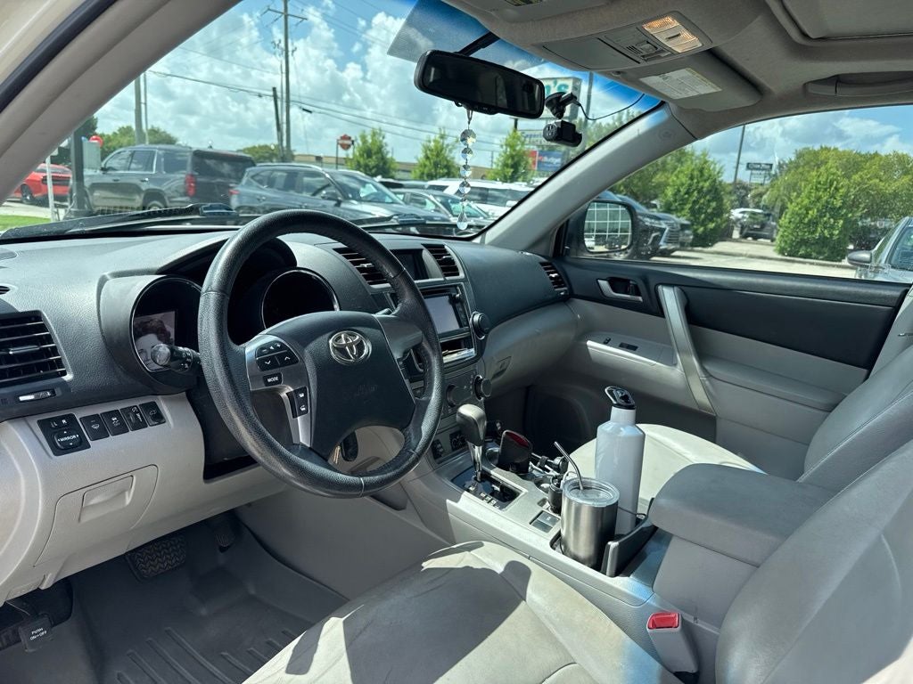 2013 Toyota Highlander Base Plus V6