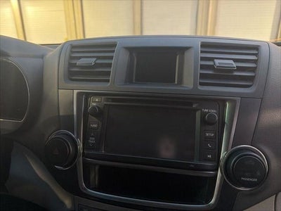 2013 Toyota Highlander Base Plus V6