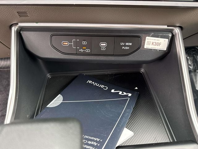 2026 Kia Carnival LX