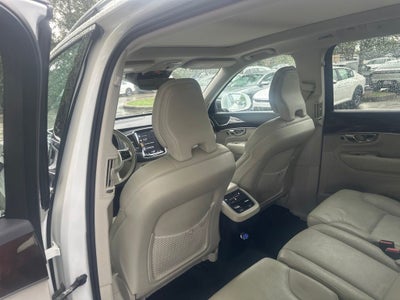 2019 Volvo XC90 T5 Momentum