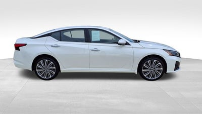 2025 Nissan Altima 2.5 SL