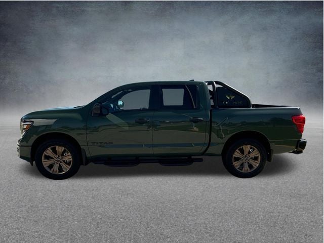 2024 Nissan Titan SV