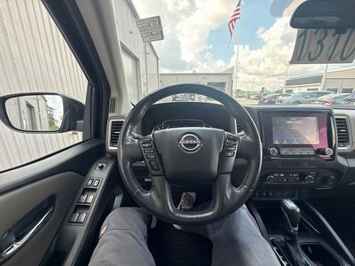 2022 Nissan Frontier SV