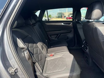 2025 Volkswagen Atlas Cross Sport 2.0T SE w/Technology