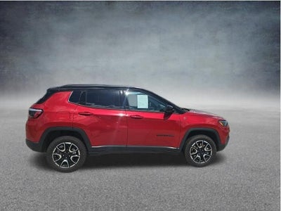 2025 Jeep Compass Trailhawk