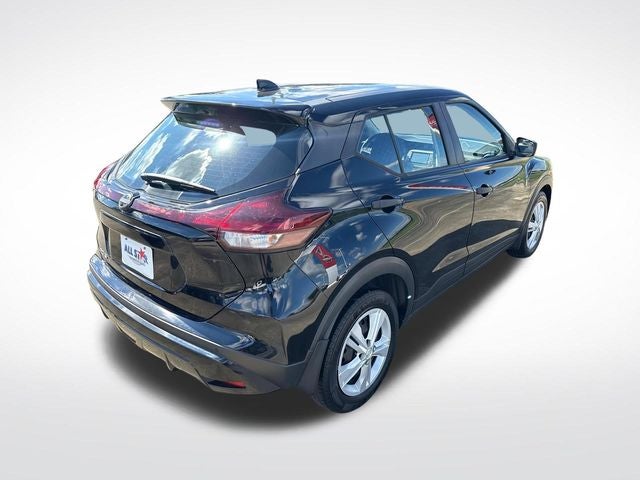 2022 Nissan Kicks S