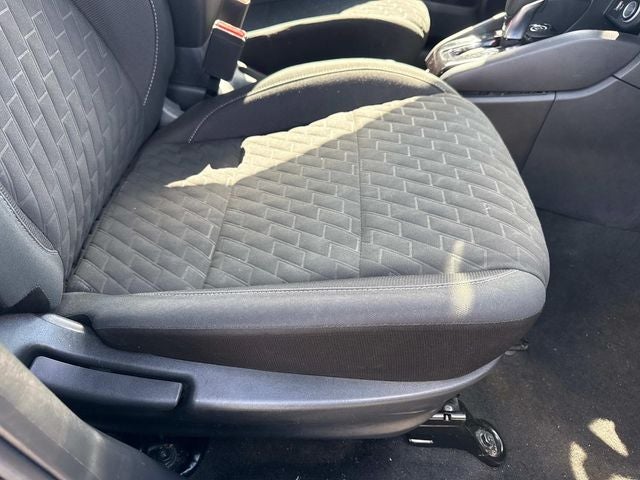 2022 Nissan Kicks S