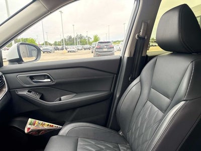 2024 Nissan Rogue Platinum