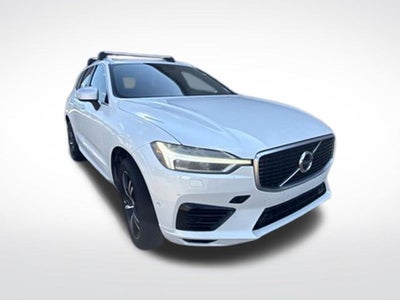 2019 Volvo XC60 Hybrid T8 R-Design