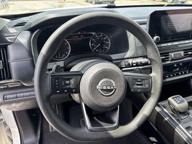 2023 Nissan Pathfinder S