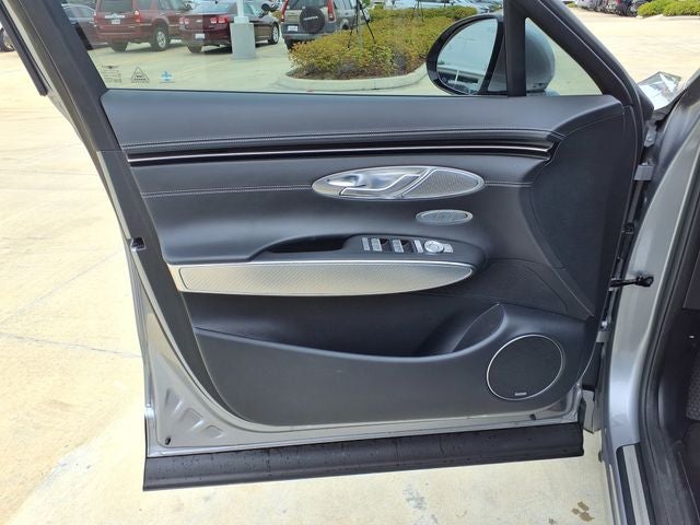 2024 Genesis GV70 2.5T