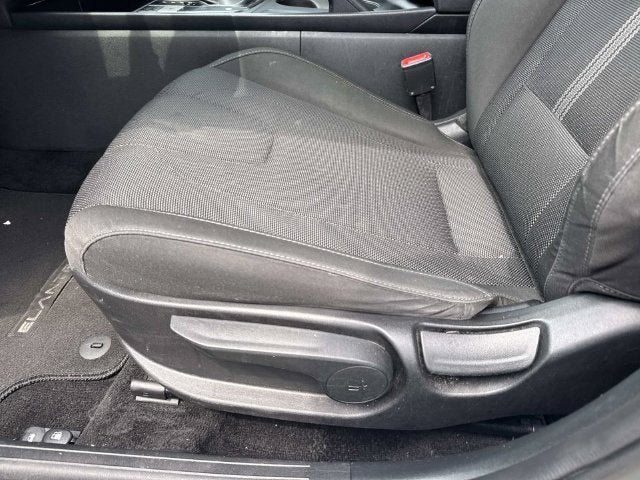 2022 Hyundai Elantra SE