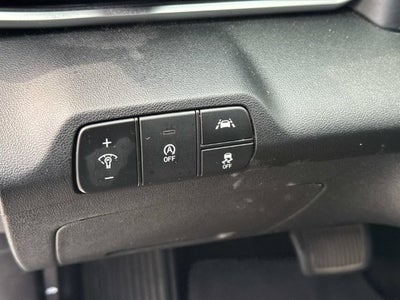 2022 Hyundai Elantra SE